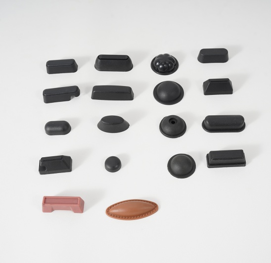 Travel luggage support base bracket accessories
