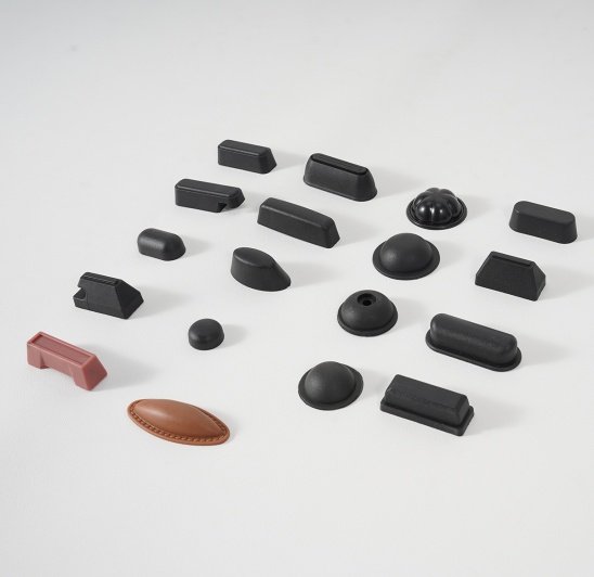 Travel luggage support base bracket accessories